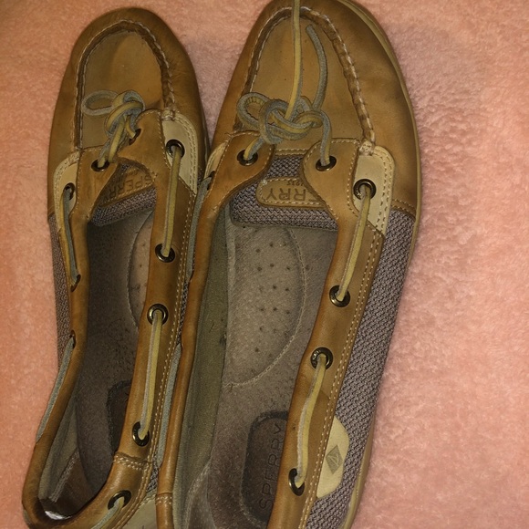 Shoes - Picture 2 of 2